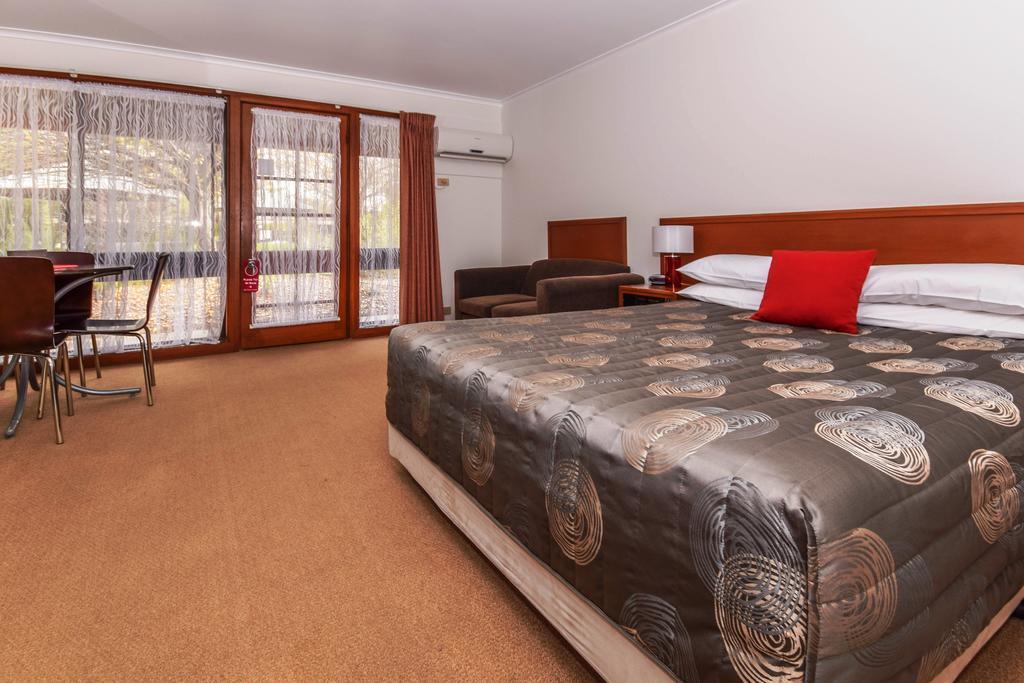 River Country Inn (Adults Only) Moama Δωμάτιο φωτογραφία